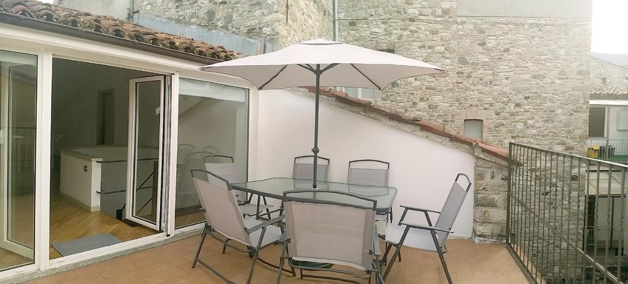 Loft La Colomba Apartment Бобио Екстериор снимка